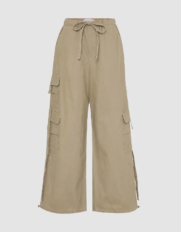 Multi-Pocket Drawstring Waist Wide-Leg Pants